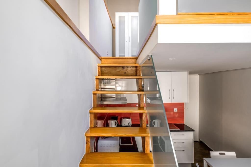 Charming With Ac And Loft On Ground Floor Lisboa